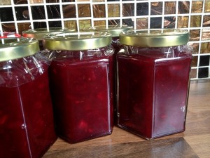 Spiced Beetroot and Apple Chutney 1